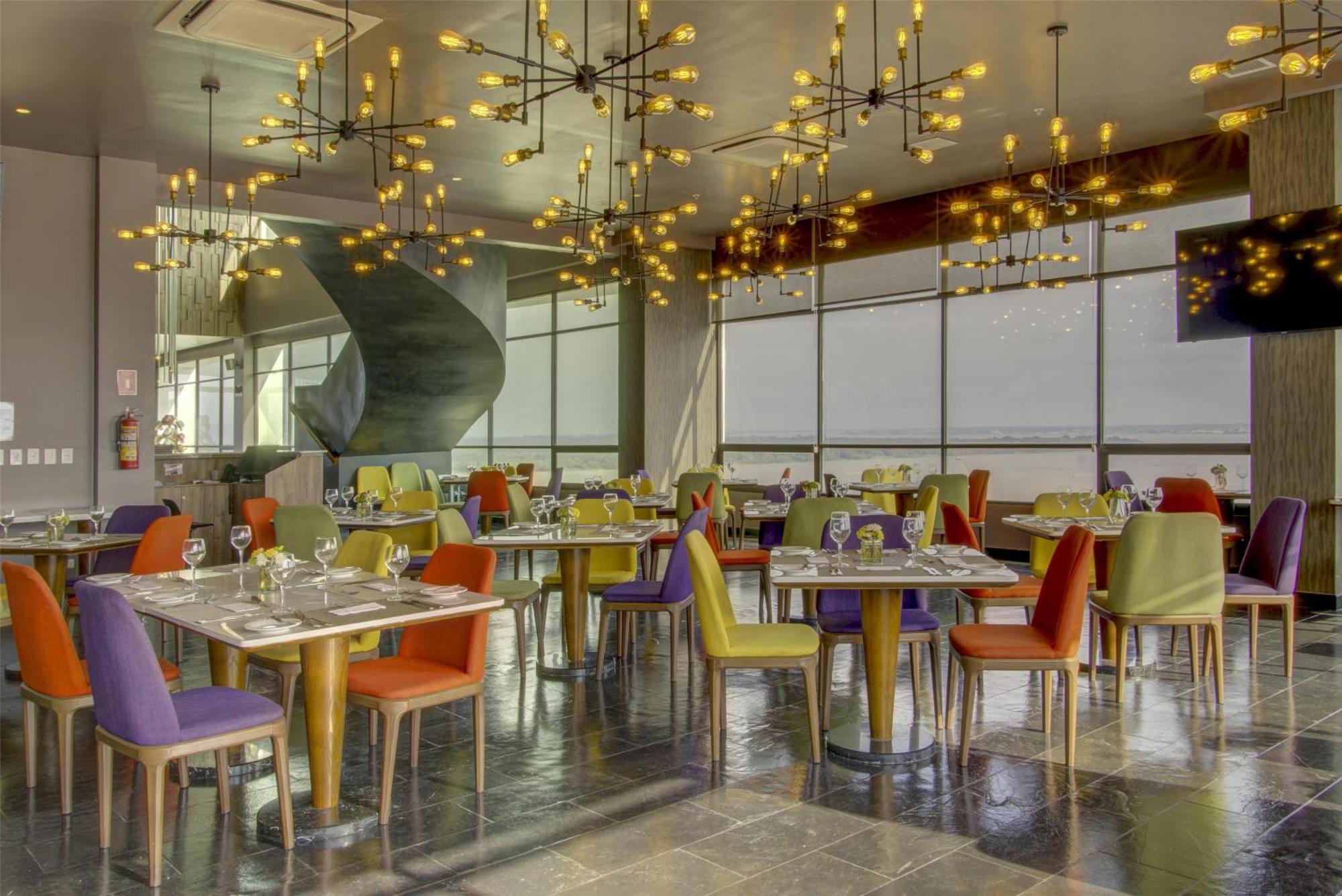 Hotel Doubletree By Hilton Guayaquil Exterior foto