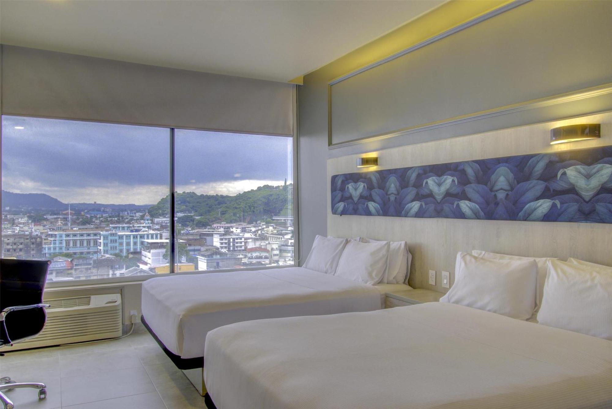 Hotel Doubletree By Hilton Guayaquil Exterior foto