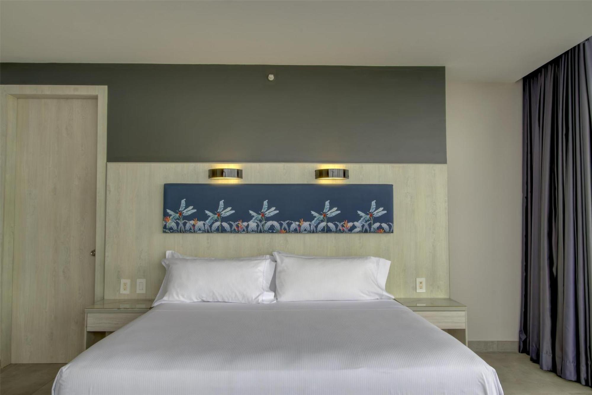 Hotel Doubletree By Hilton Guayaquil Exterior foto